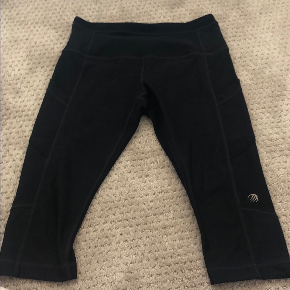 High rise crop workout leggings